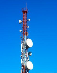 Une tour téléphonique